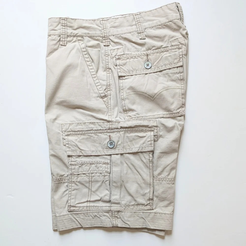 Levi’s Men’s Cargo Khaki Shorts